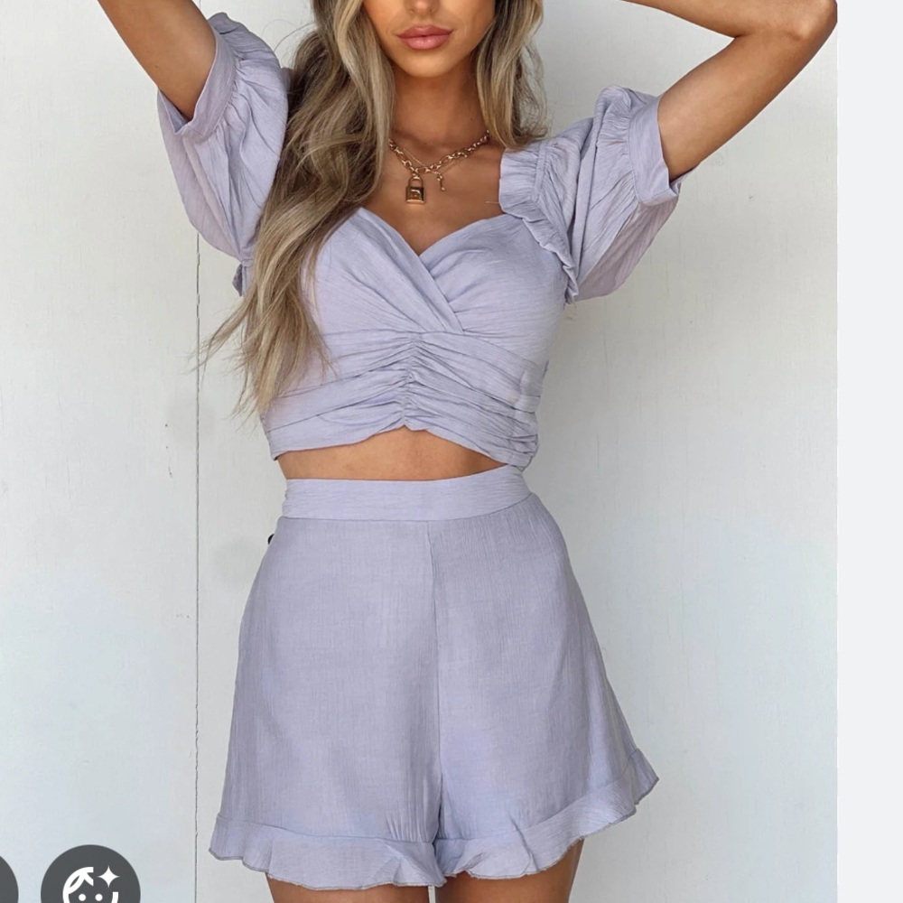 Vestique All Things Lavender Set
Size small